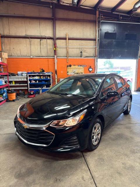 2019 Chevrolet Cruze LS Hatchback FWD