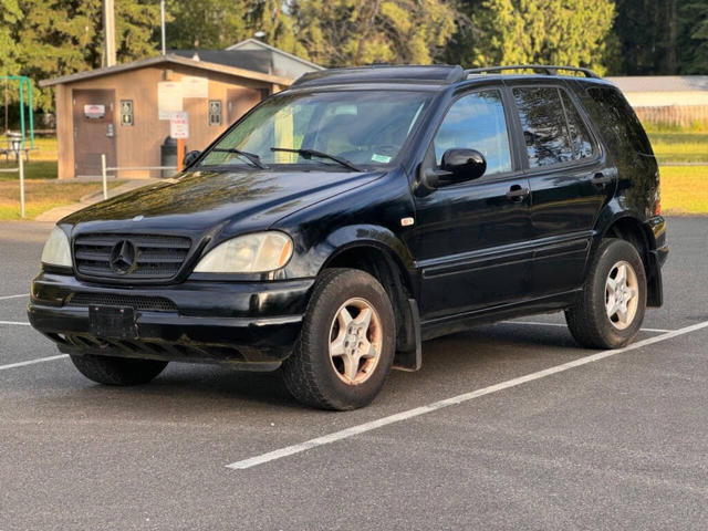2000 Mercedes-Benz M-Class ML 320