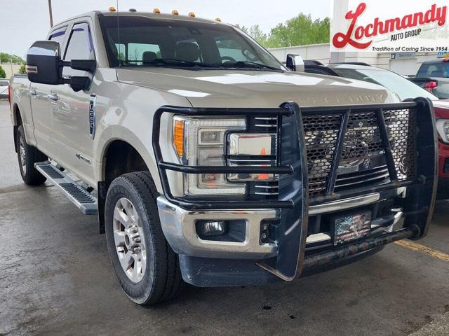 2017 Ford Super Duty F-250 SRW Lariat