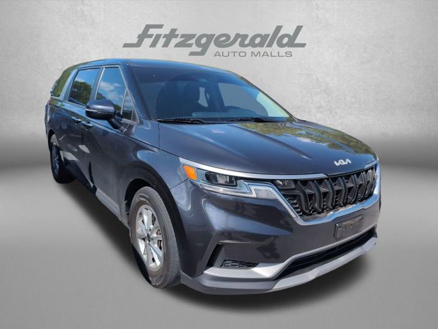 2022 Kia Carnival LX FWD