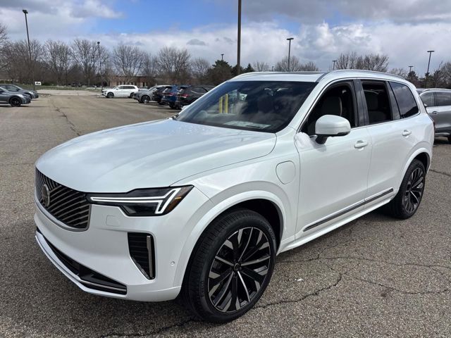 2026 Volvo XC90 Plug-In Hybrid B6 Plus Bright Theme AWD