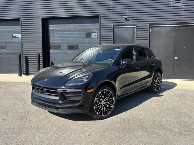 2026 Porsche Macan AWD