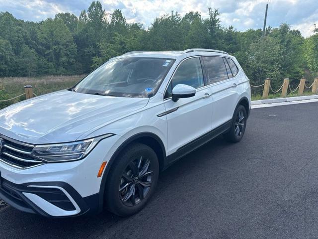2023 Volkswagen Tiguan SE