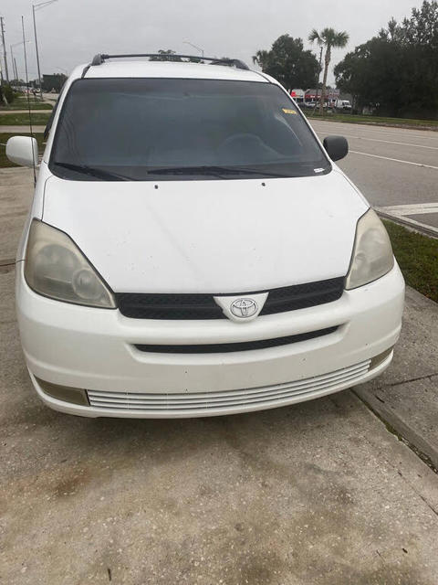 2004 Toyota Sienna 4 Dr LE Passenger Van