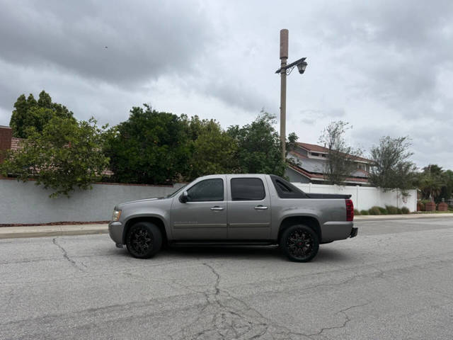 2007 Chevrolet Avalanche LT RWD