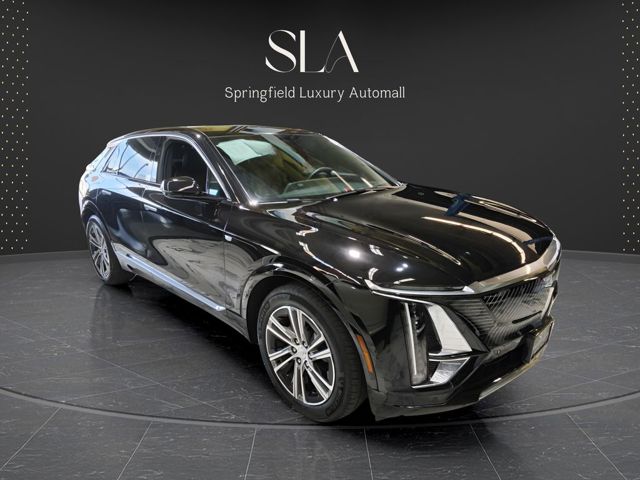 2024 Cadillac LYRIQ Luxury 1