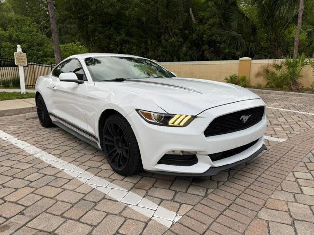 2017 Ford Mustang V6 Coupe RWD