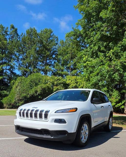 2014 Jeep Cherokee Sport