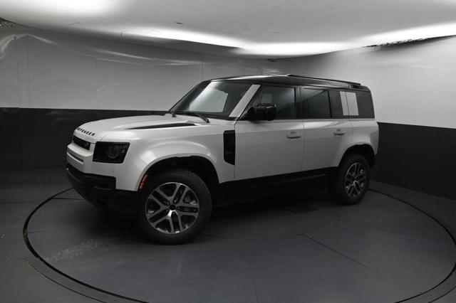 2026 Land Rover Defender 110 P400 X-Dynamic SE AWD