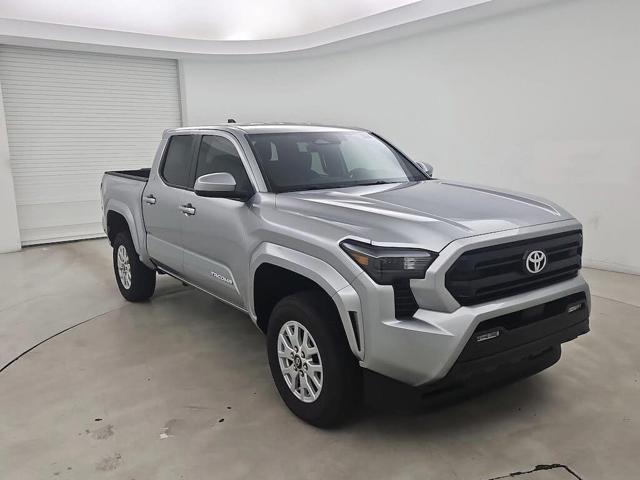 2025 Toyota Tacoma 2WD SR5 RWD