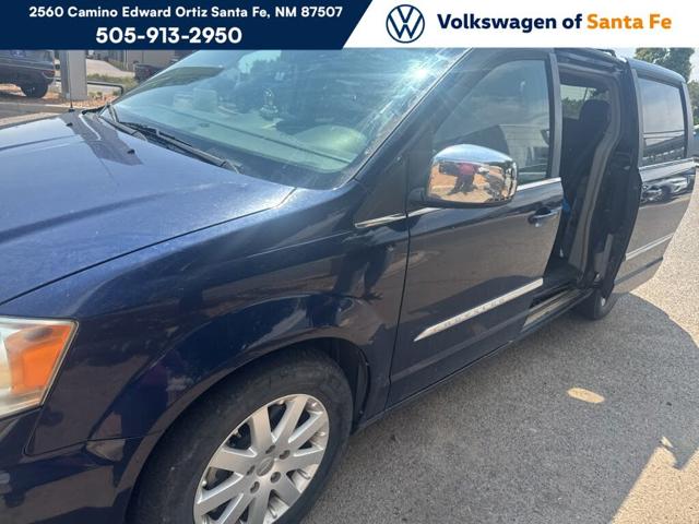 2012 Chrysler Town and Country Touring-L