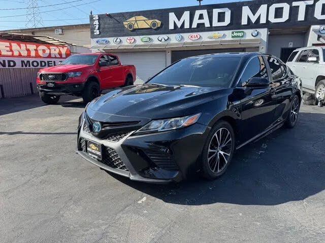 2019 Toyota Camry Hybrid SE