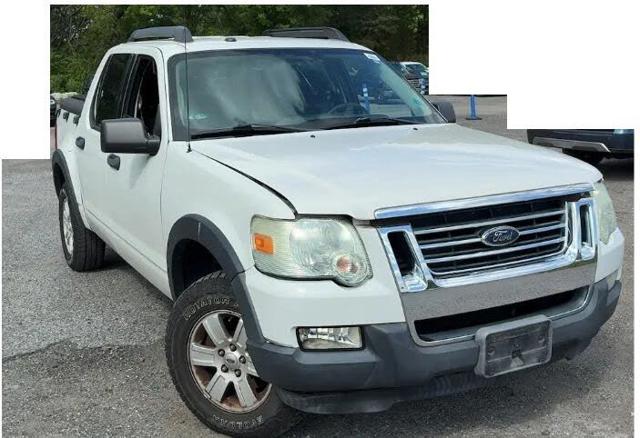 2010 Ford Explorer Sport Trac XLT