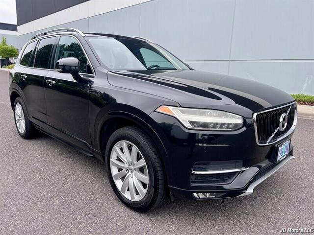 2016 Volvo XC90 T6 Momentum