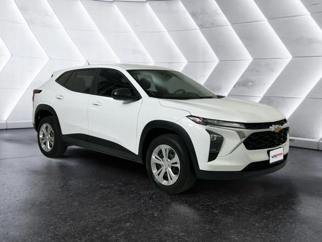 2024 Chevrolet Trax LS FWD