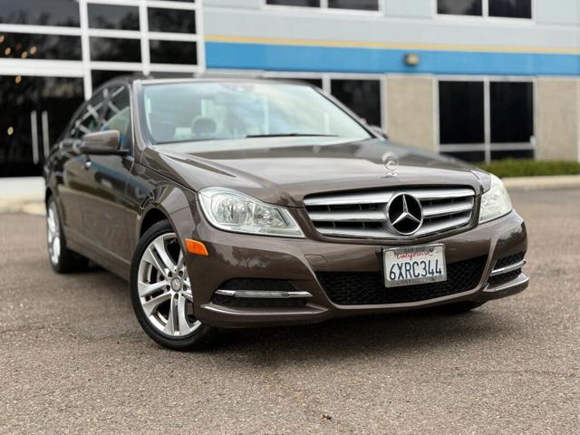 2013 Mercedes-Benz C-Class C 250 Luxury Sedan