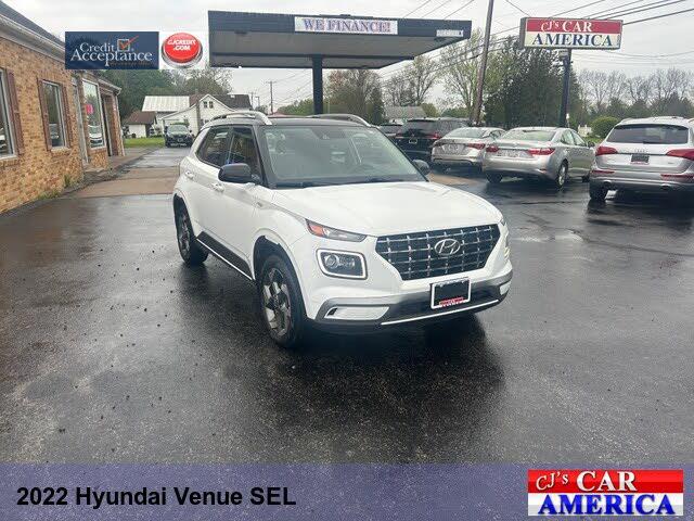 2022 Hyundai Venue SEL FWD