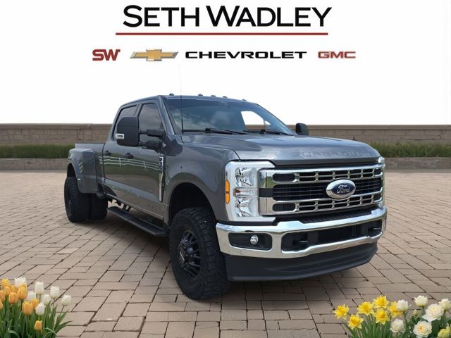 2024 Ford Super Duty F-350 DRW XLT