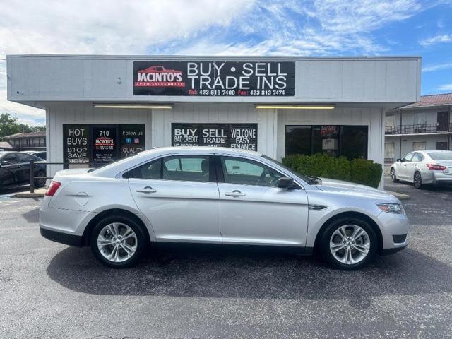 2018 Ford Taurus SE FWD