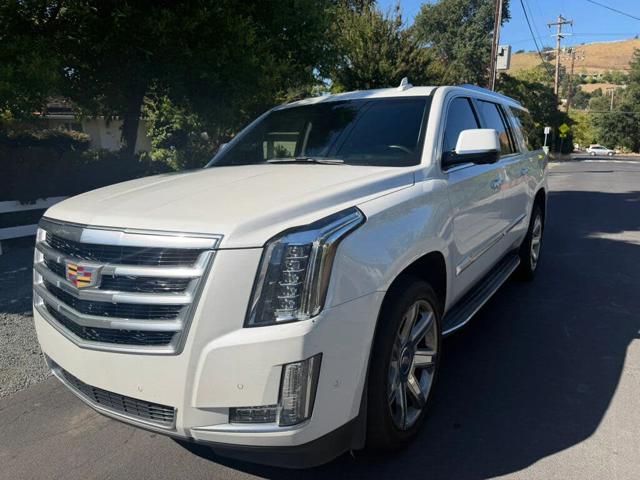 2017 Cadillac Escalade ESV Luxury 4WD