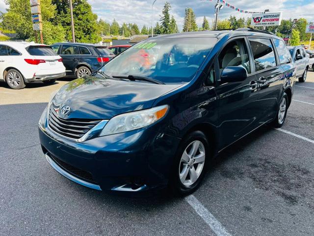 2011 Toyota Sienna 7-Passenger V6 FWD