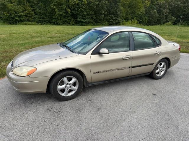 2001 Ford Taurus SE