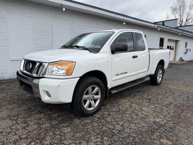 2014 Nissan Titan SV