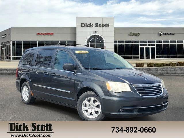 2012 Chrysler Town and Country Touring