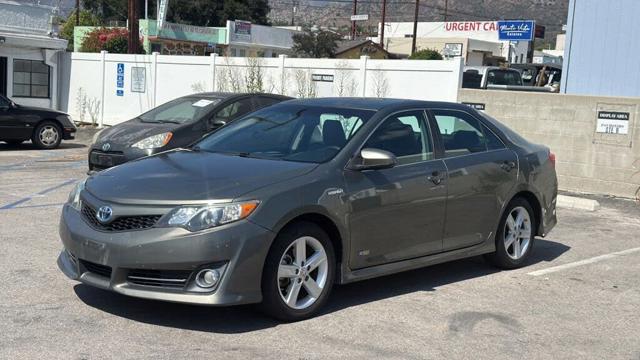 2014 Toyota Camry Hybrid SE