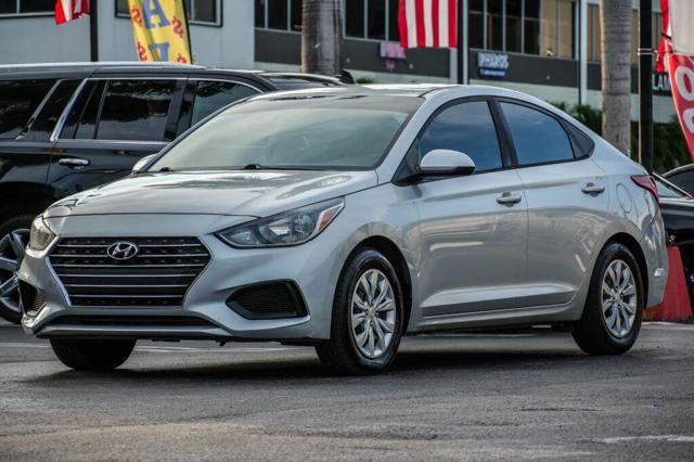 2019 Hyundai Accent SE