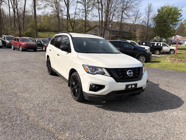 2018 Nissan Pathfinder SL