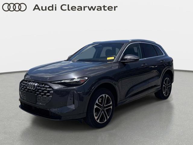 2025 Audi Q5 quattro Premium 40 TFSI