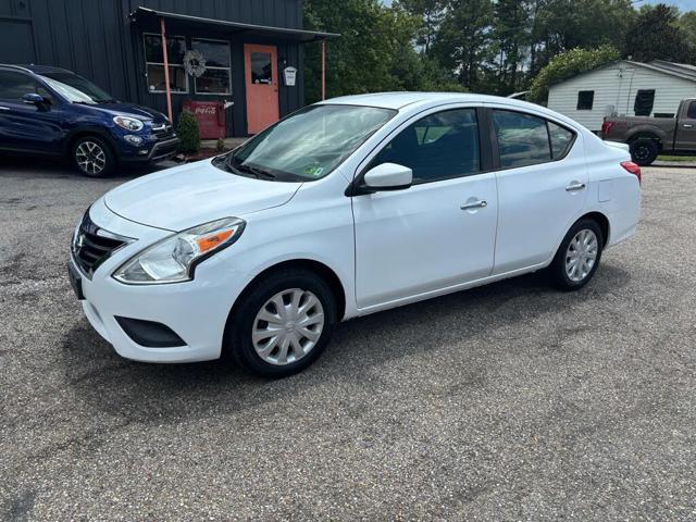 2019 Nissan Versa SV