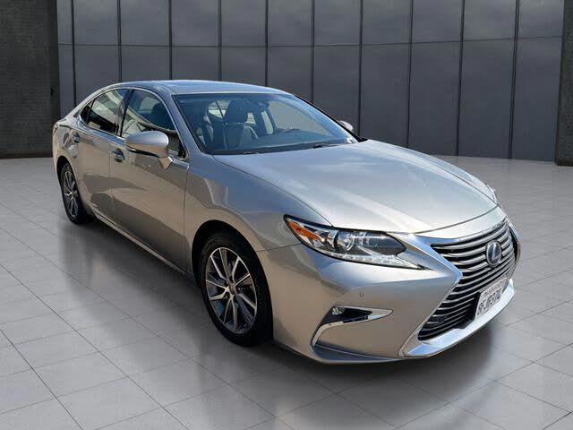 2018 Lexus ES 300h Base
