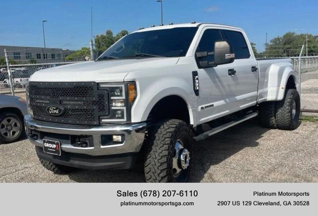 2017 Ford Super Duty F-350 DRW XLT