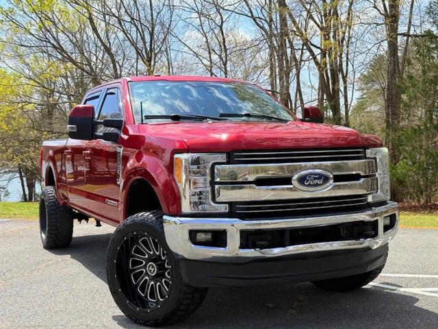 2017 Ford Super Duty F-250 SRW Lariat
