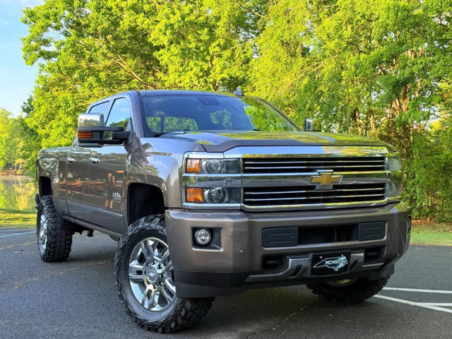 2015 Chevrolet Silverado 2500HD Built After Aug 14 High Country