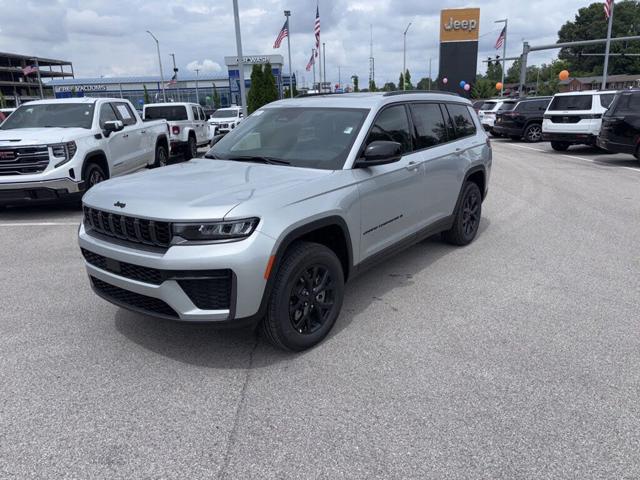 2026 Jeep Grand Cherokee L Altitude 4WD