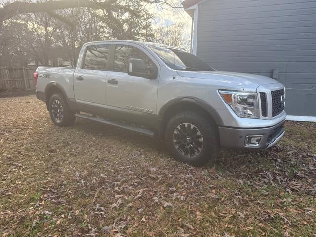 2018 Nissan Titan SV