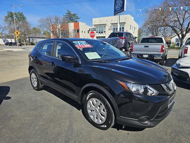 2018 Nissan Rogue Sport S AWD