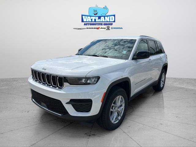 2026 Jeep Grand Cherokee Laredo 4WD