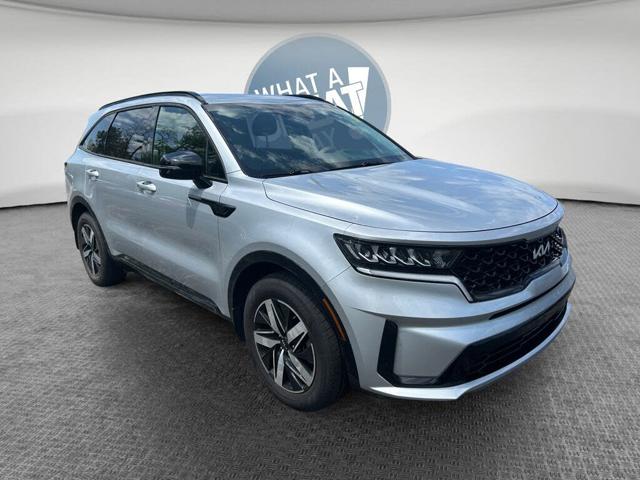 2022 Kia Sorento S FWD