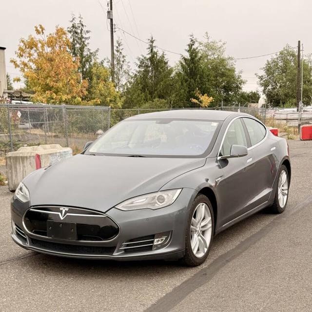 2014 Tesla Model S 85