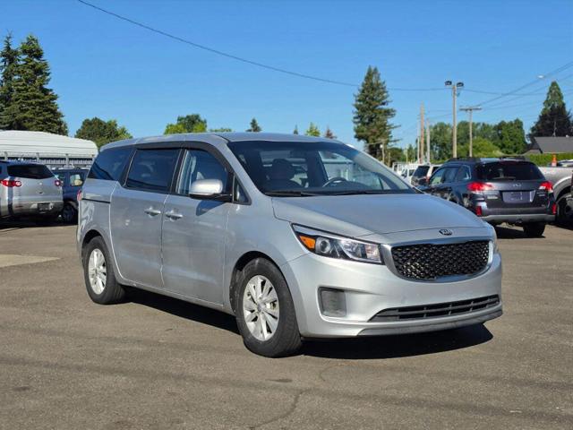 2017 Kia Sedona LX