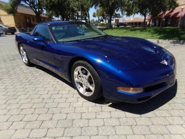 2004 Chevrolet Corvette Base