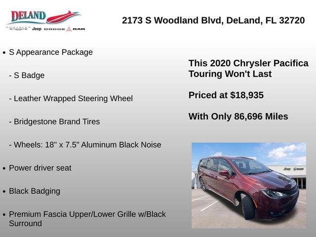 2020 Chrysler Pacifica Touring — photo 1 of 10