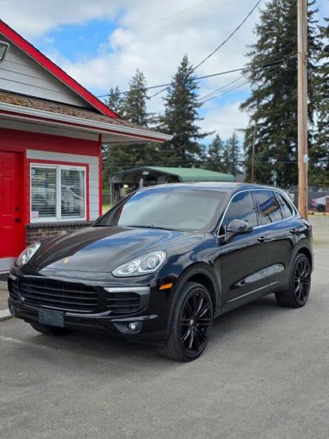 2016 Porsche Cayenne Base