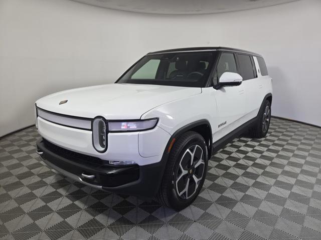 2024 Rivian R1S Adventure