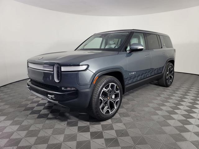 2024 Rivian R1S Adventure