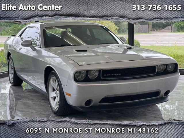 2012 Dodge Challenger SXT